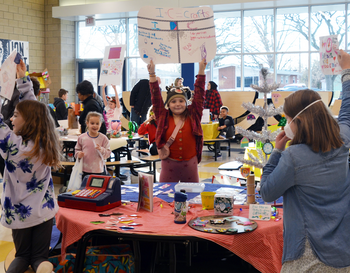Norup Students Present Market Day to their Peers