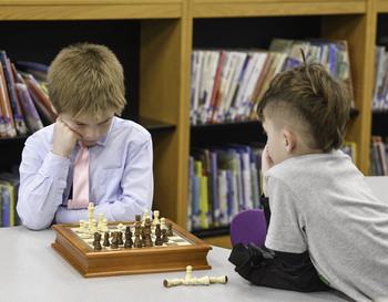 Rogers Students Learn Chess Courtesy of the BEF