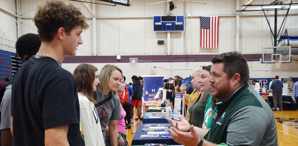 Berkley High School students speaking to college reps at College Career Fair